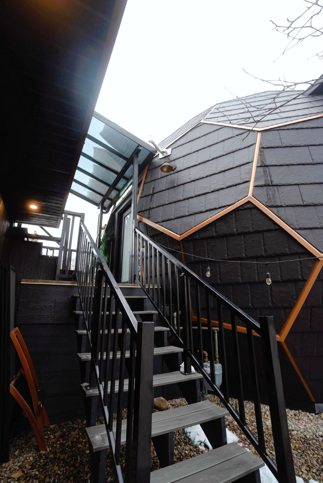 The Dome House — photograph 2 of 9